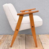 Mid-century modern armchair, 1960s, designer J.Chierowski, beige fabric