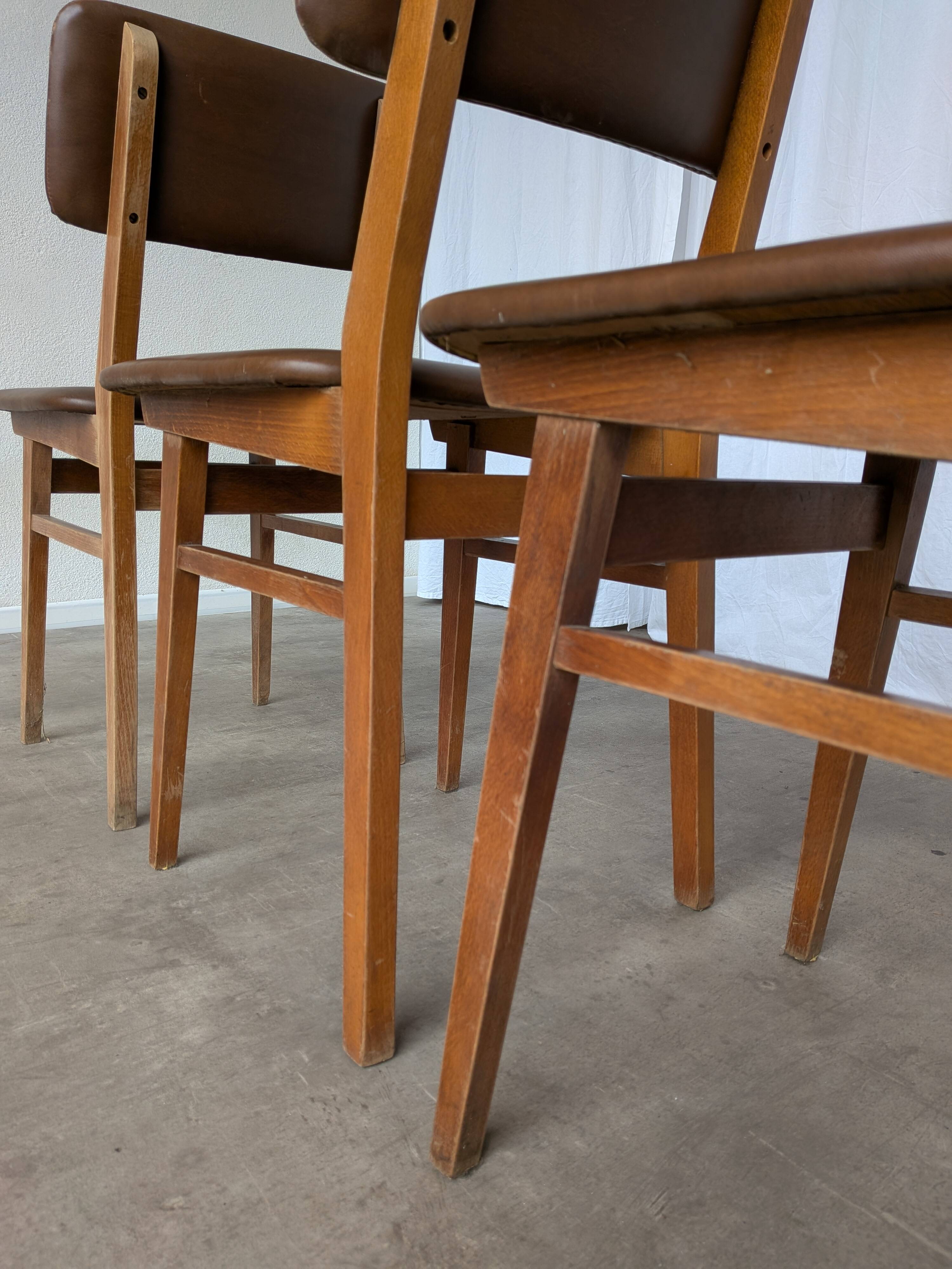 Vintage stol kamnik dining chairs (set of 4): mid-century leather seat