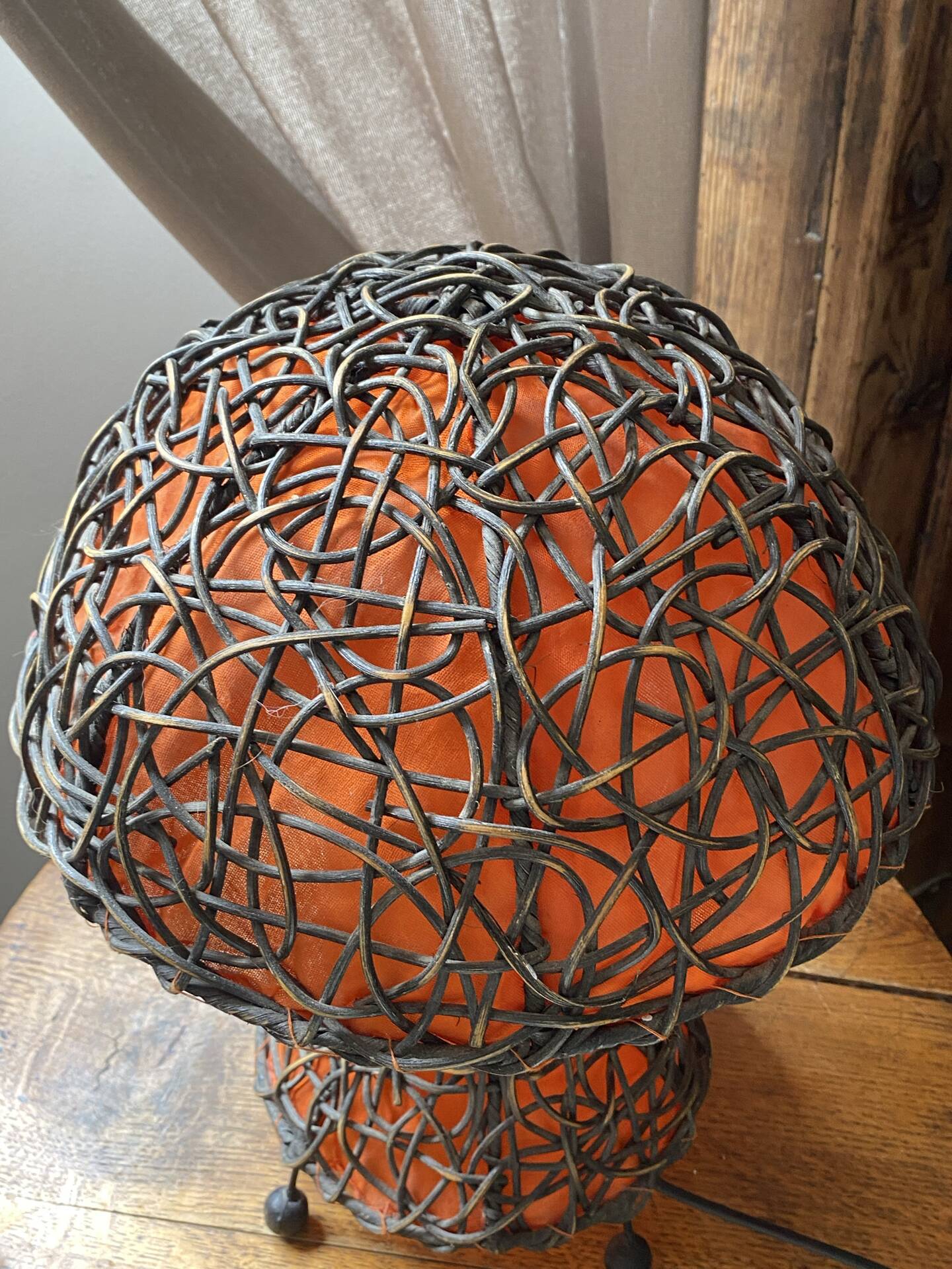 Large mushroom lamp in woven rattan