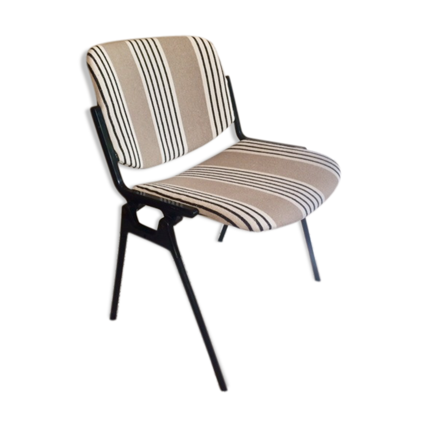 Italian chair scratches