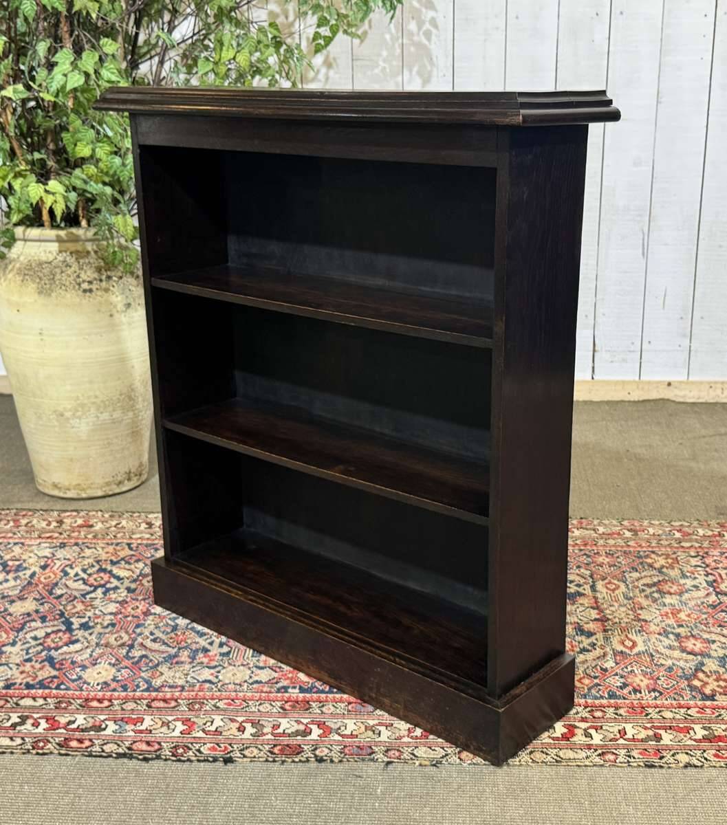 1930s oak bookshelf unit