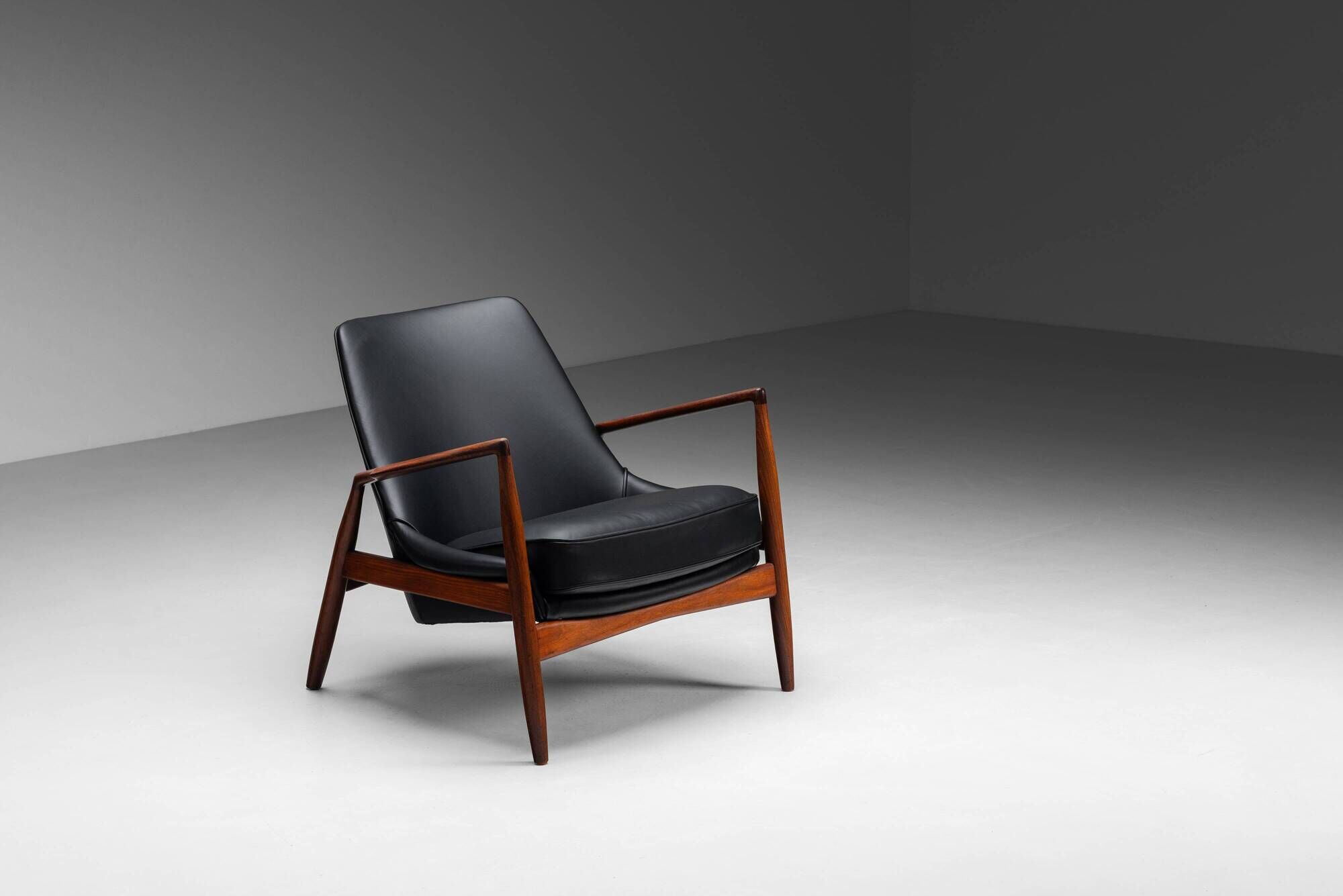 Ib Kofod Larsen ‘Seal’ lounge chair for OPE Möbler Sweden