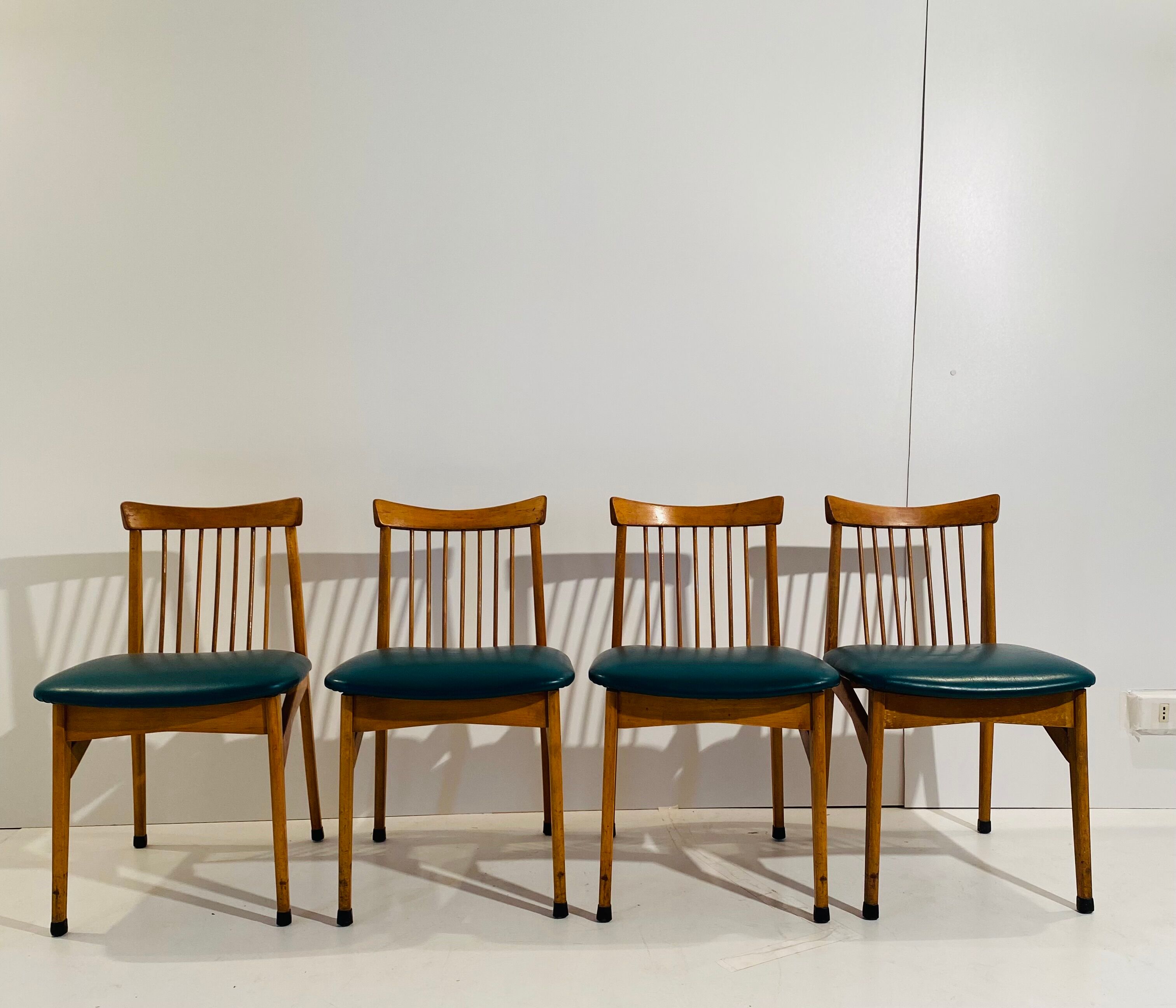 Vintage dining chairs, set of four, Italy 1960s