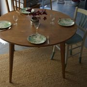 Round table