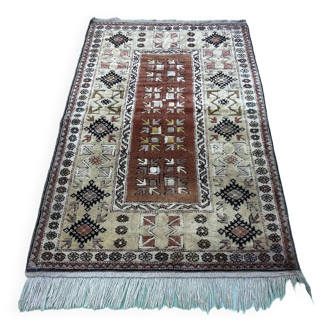 Handmade Iranian wool rug - L=1m47 l=91cm