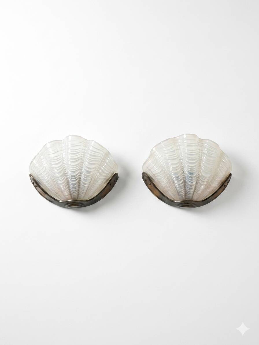 Pair of shell wall lights Art Deco 1930
