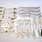 DEETJEN 30-piece modernist cutlery set with scalloped edges