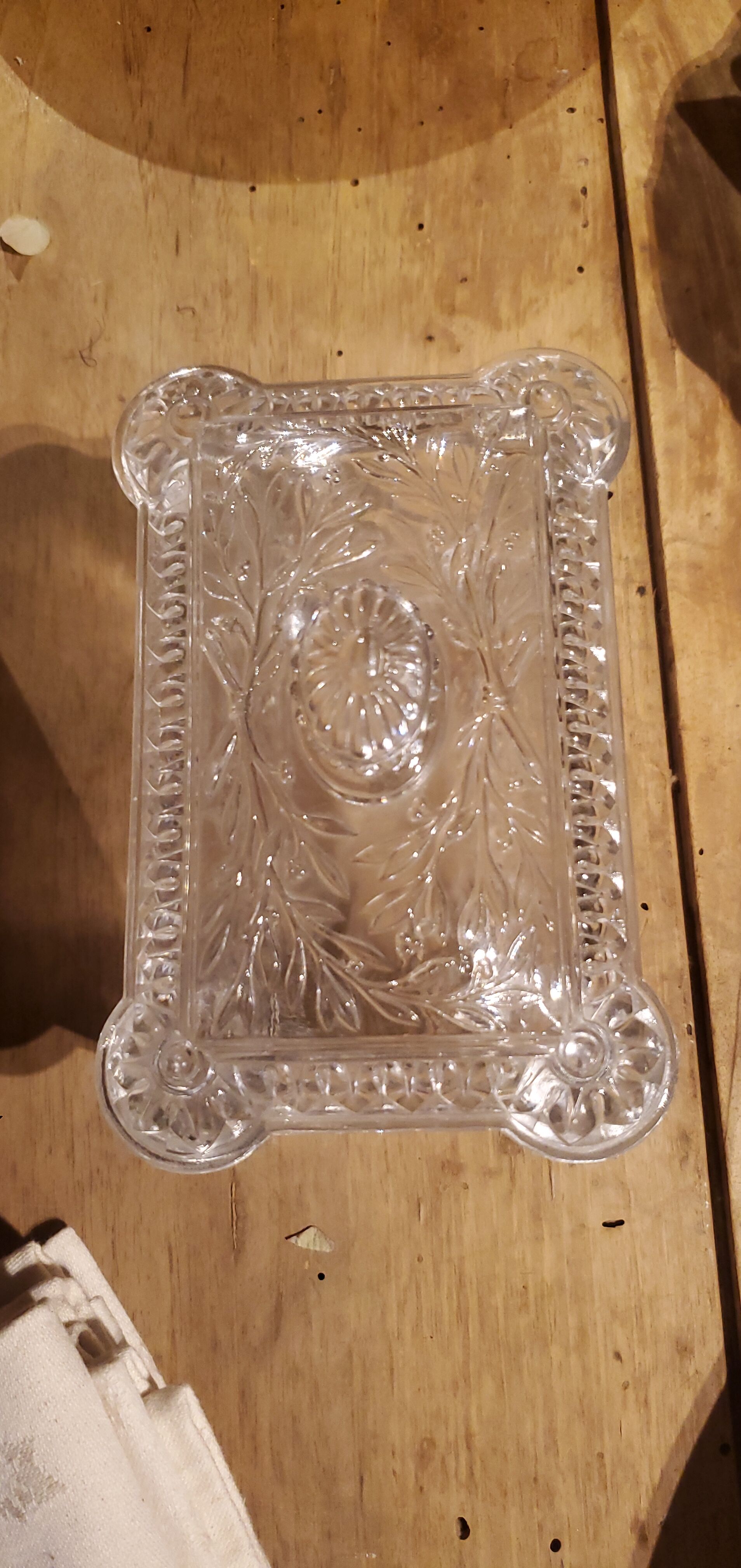 Bonbonnière en cristal 19ème siècle