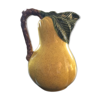 PIchet pear in dabbling