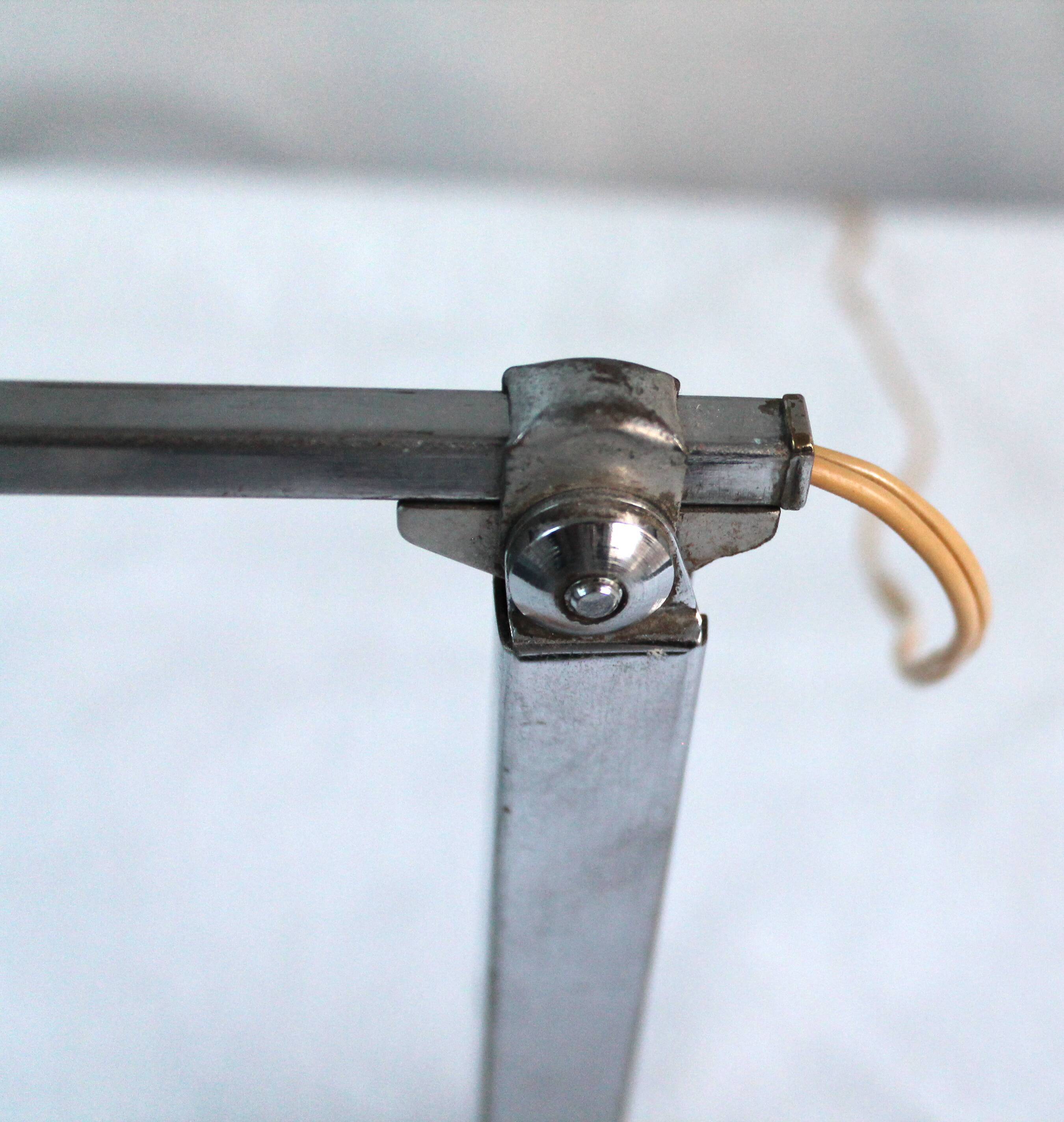 Marble pedestal desk lamp