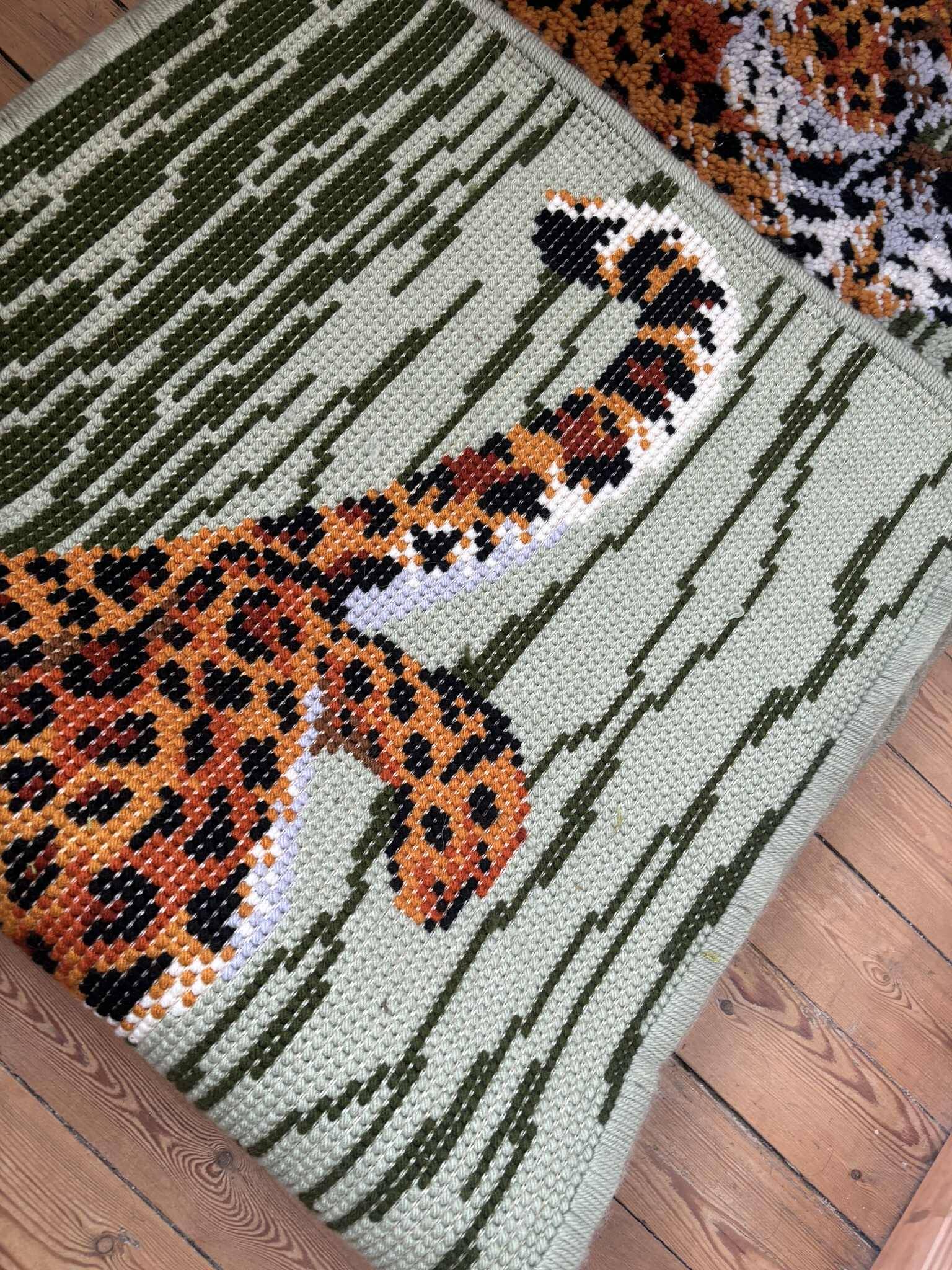 Vintage wool rug featuring a leopard (tiger)