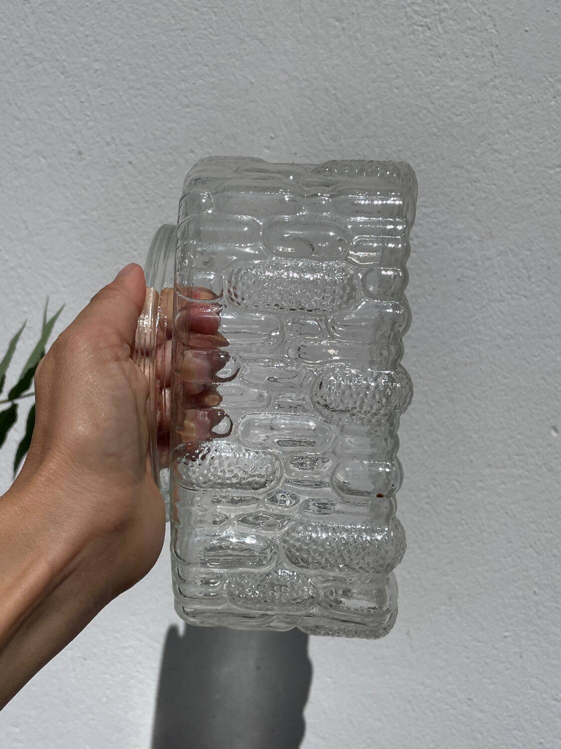 Round wall or ceiling light in glass