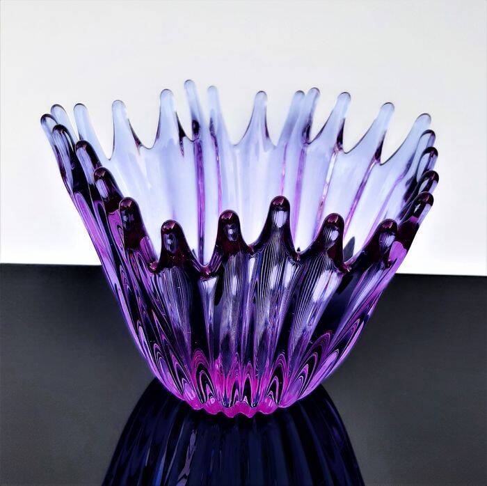 Vase - Large Purple Crystal Cup • Vintage • Cristallerie de Bayel • 1950