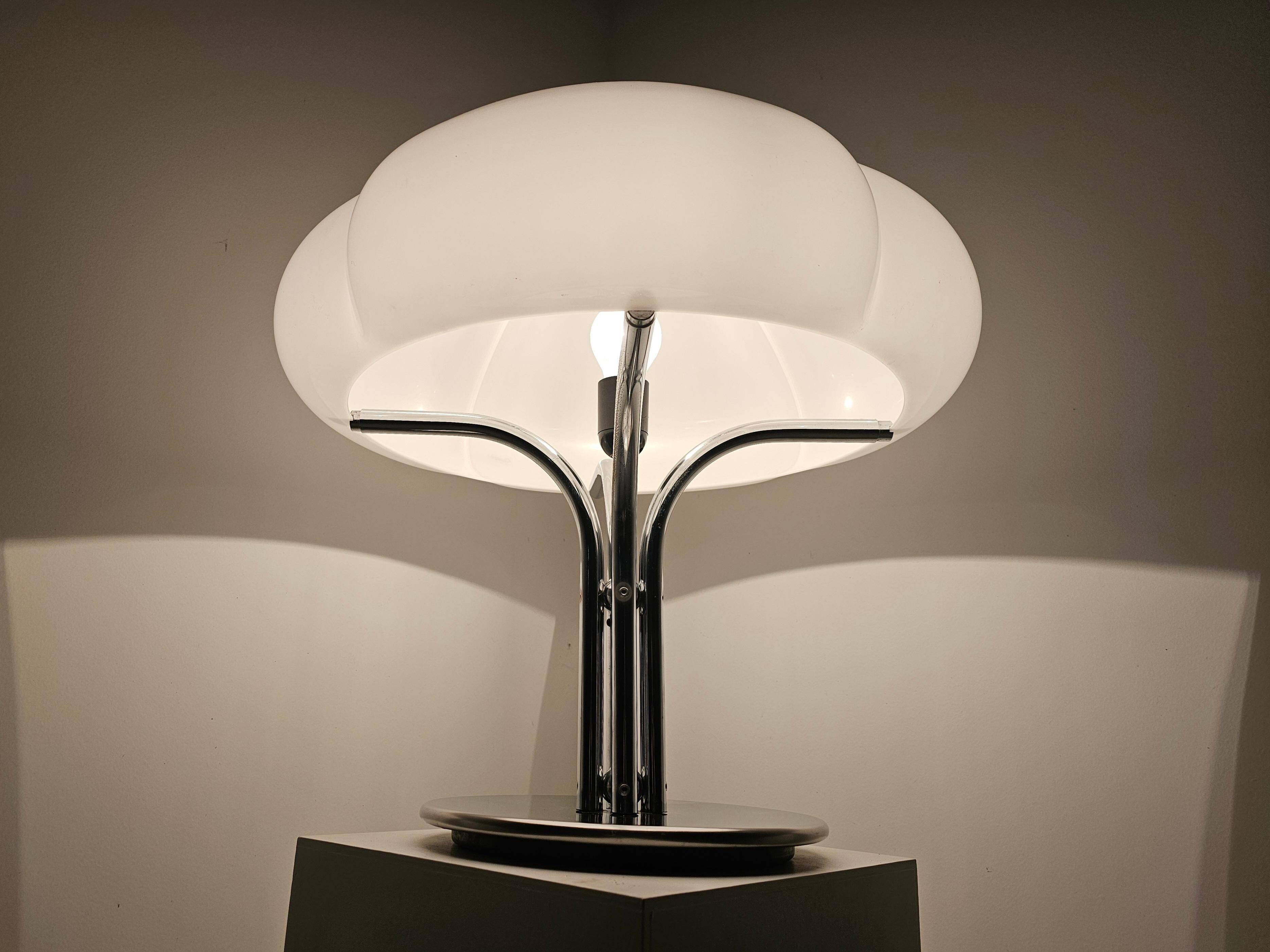 Quadrifoglio table lamp by Harvey Guzzini, 1970
