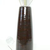 Vase ceramic flowers and brown glass