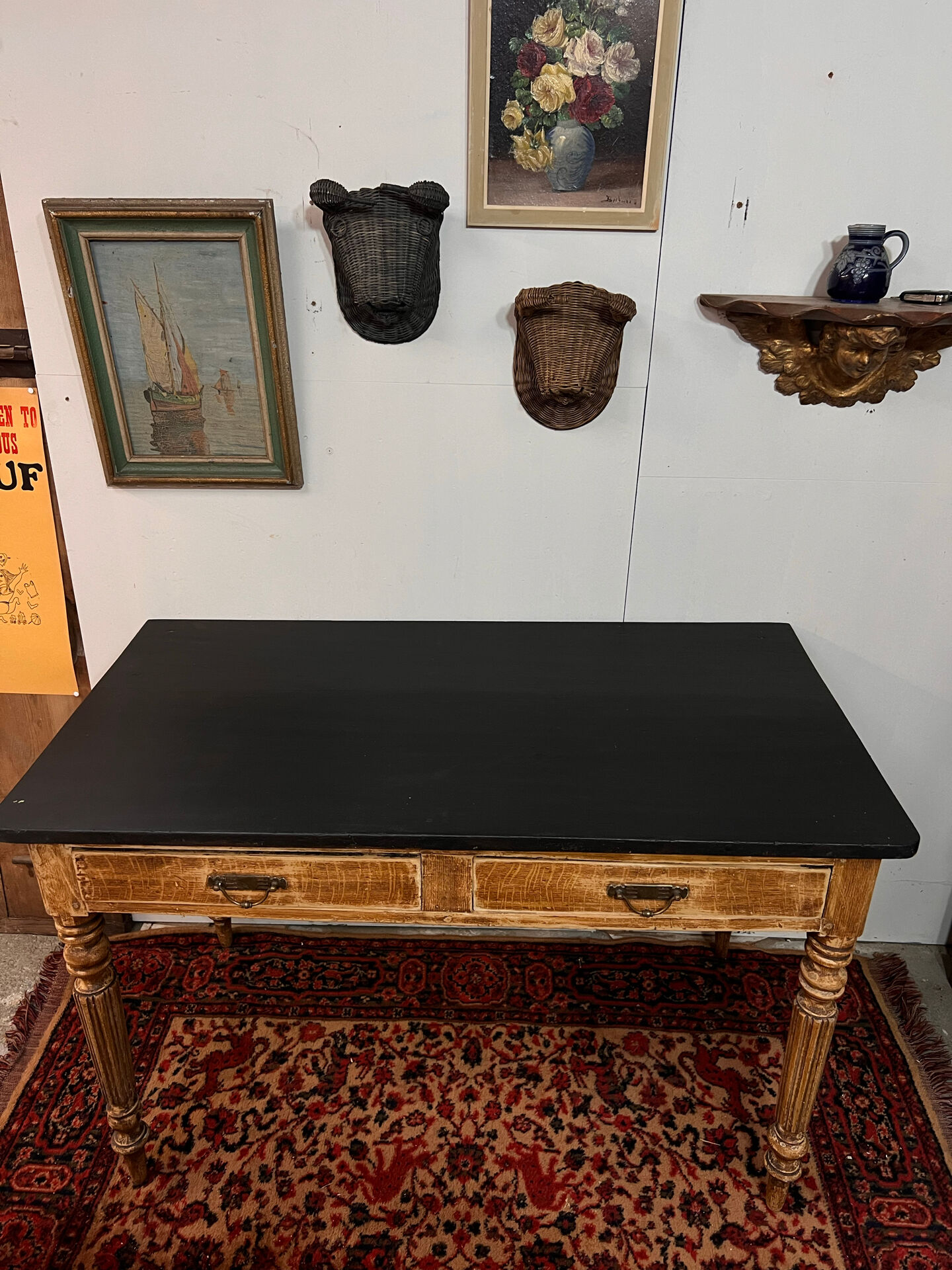 Ancienne table de cuisine en sapin