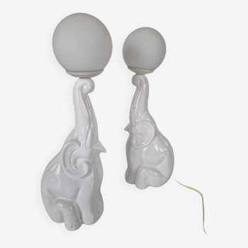 Une paire de lampes éléphant en céramique néo-art déco