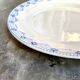 Round dish Hte Boulenger in white and blue iron earth, service "Lavoisier"