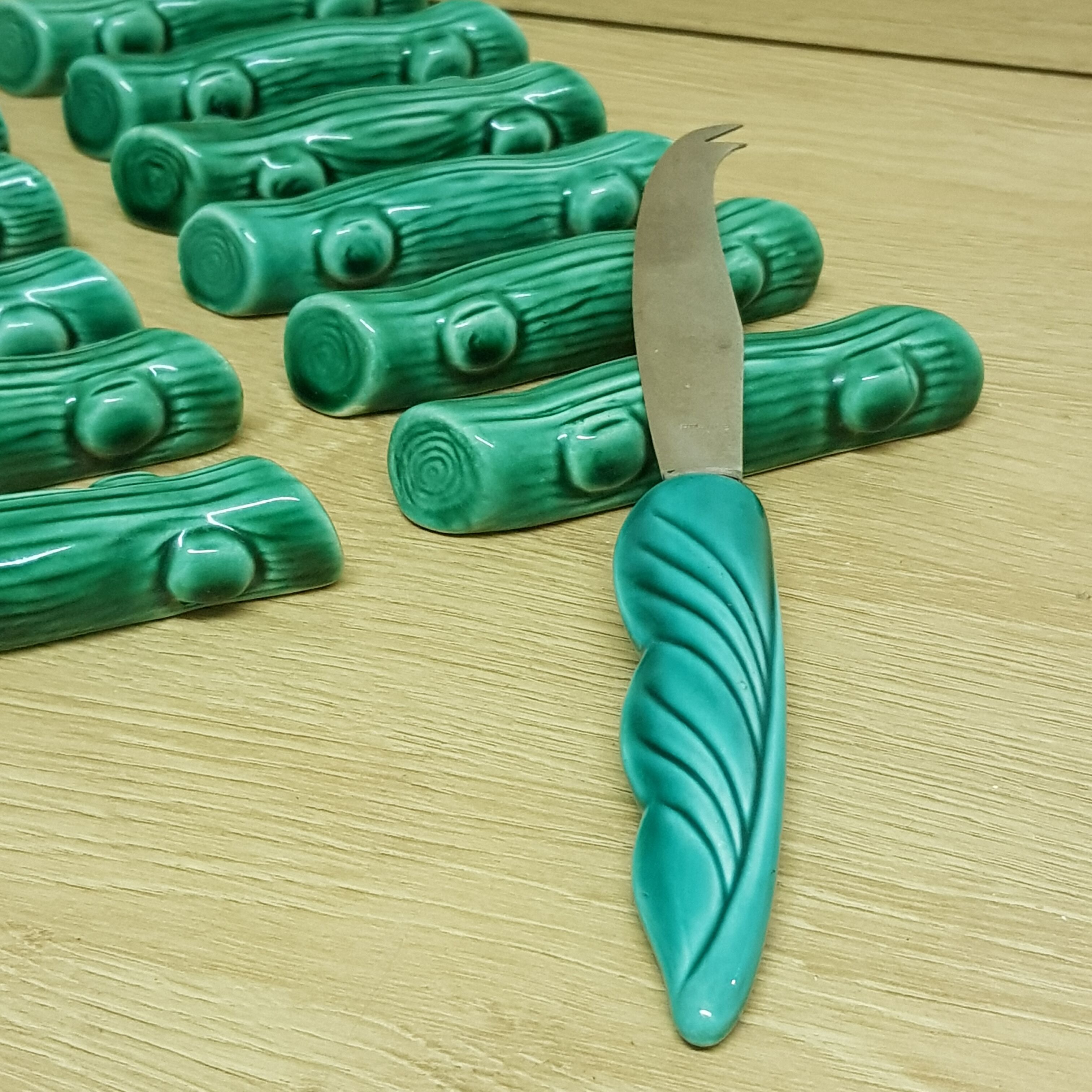 12 ceramic knife holder