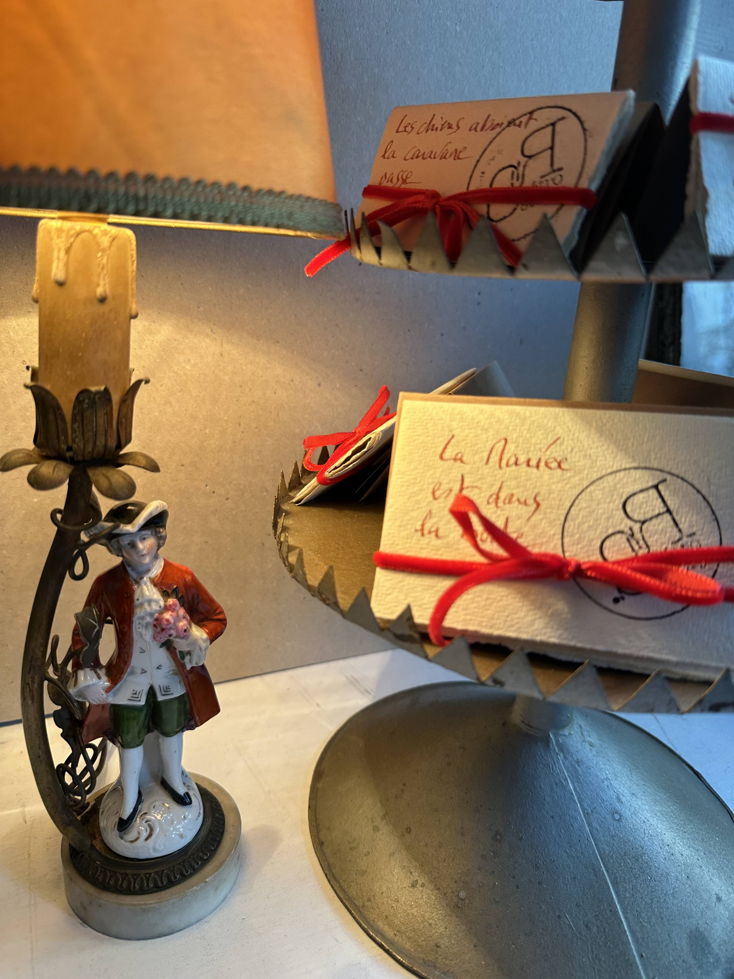 Antique porcelain marquis figurine lamp, 1940