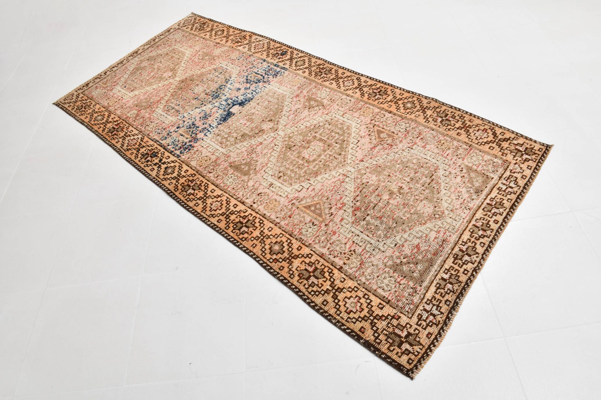 4x8 Brown Cream Geometric Vintage Rug, 112x241Cm