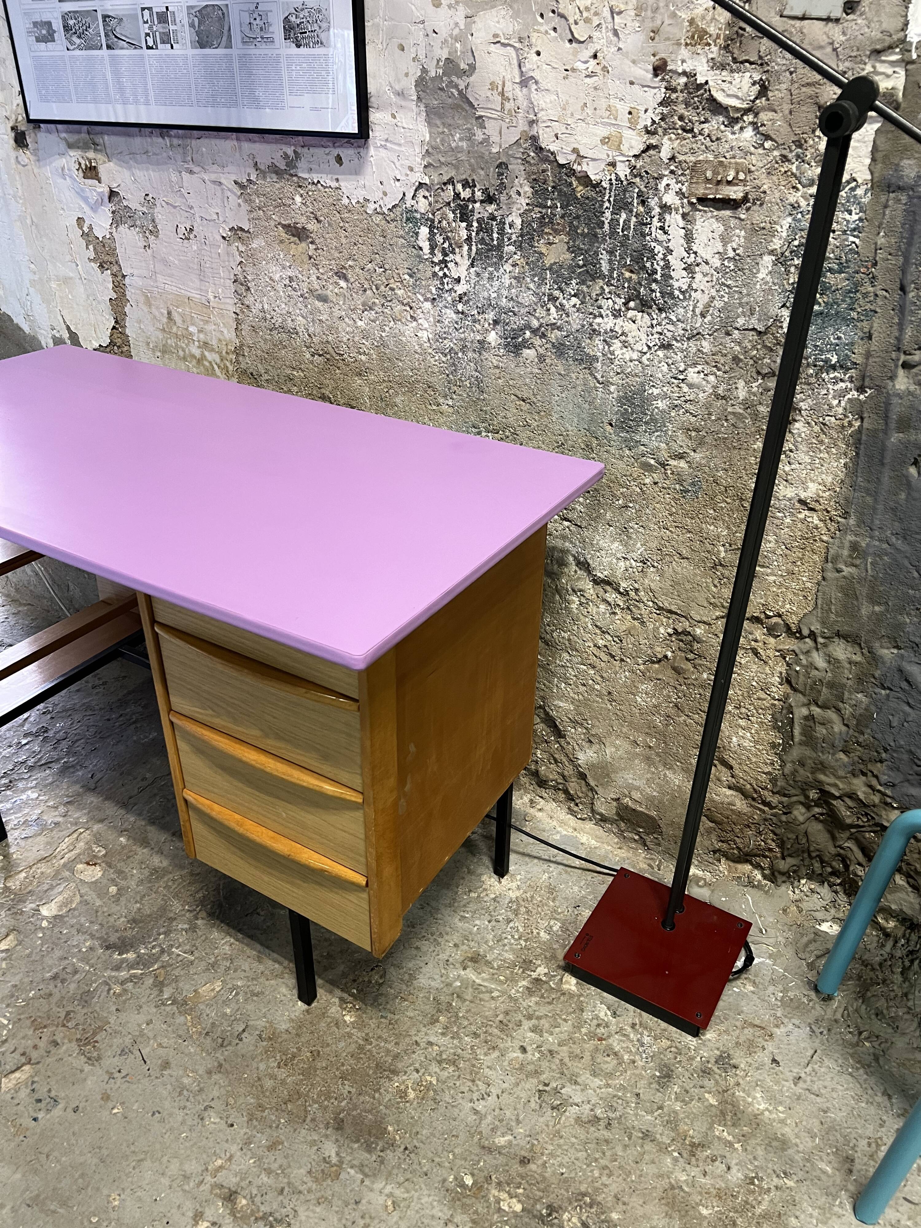 Modernist office in formica