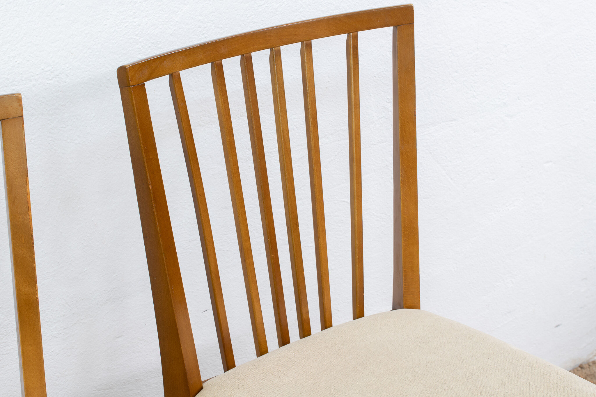 Vintage Scandinavian Chair – 46 cm