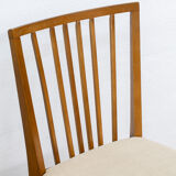 Vintage Scandinavian Chair – 46 cm