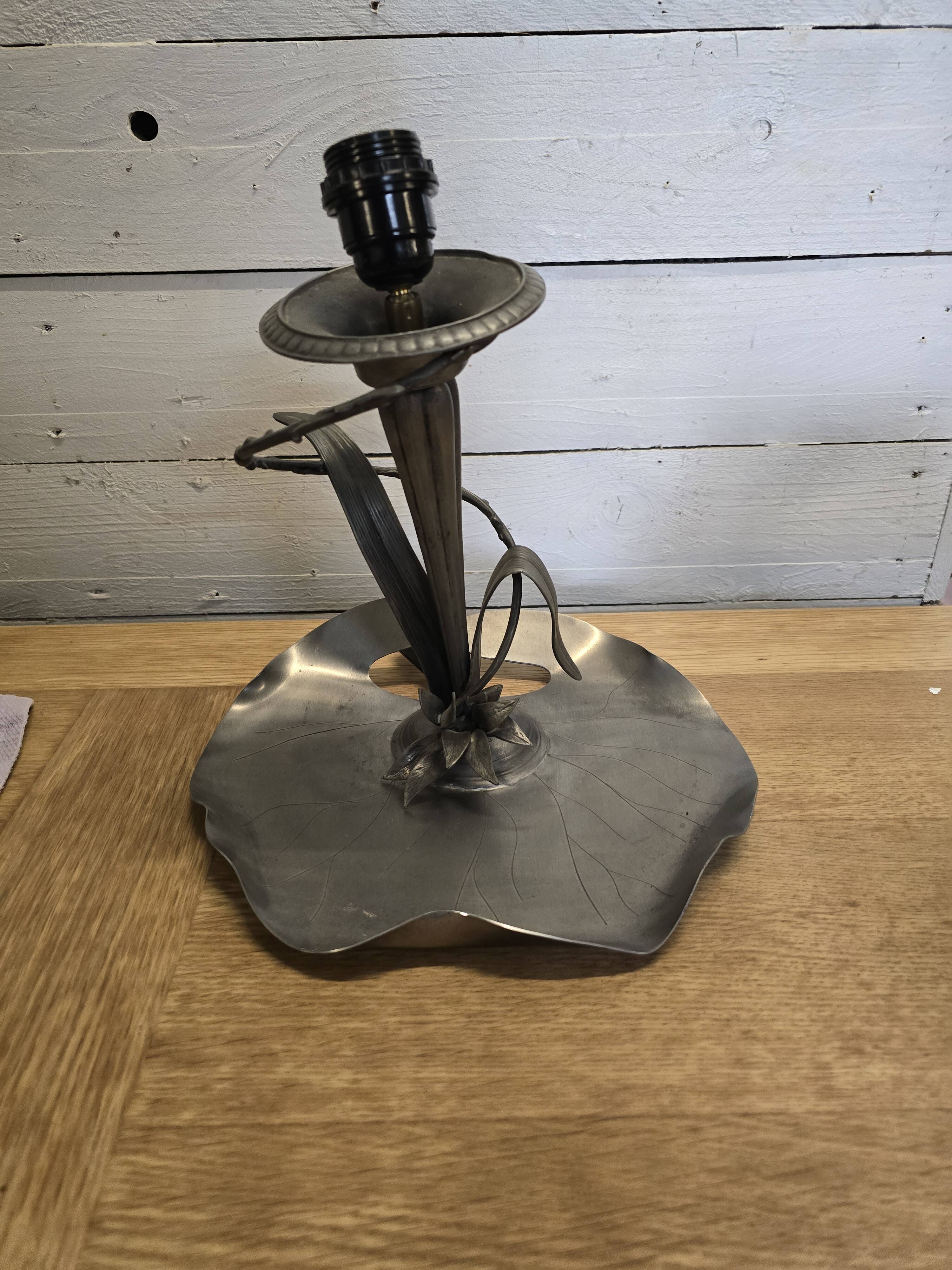 Lampe art déco en étain des années 1930