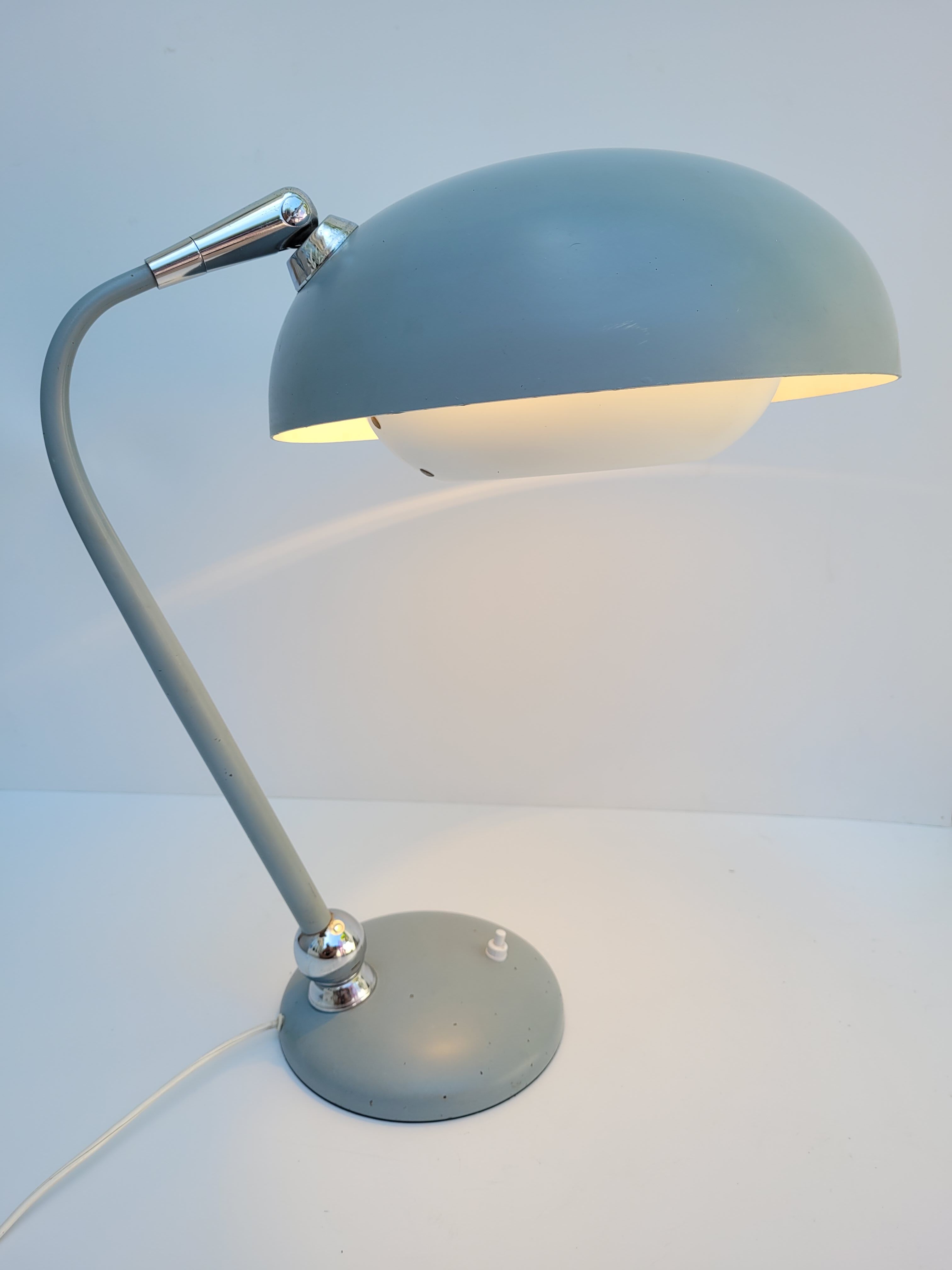 Italian articulated desk lamp Stilnovo, 1950s