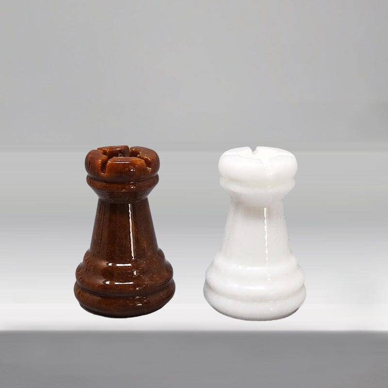 1970s Gorgeous Brown and White Chess Set in Volterra Alabaster Handmade. Ma