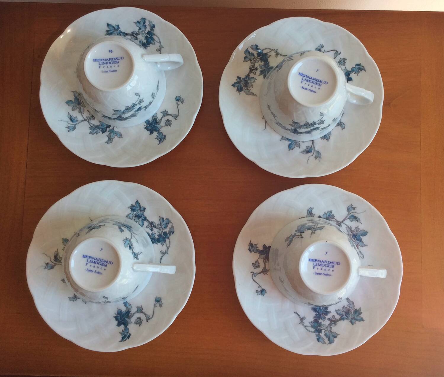 Set of 4 cups and 4 saucers limoges porcelain bernardaud