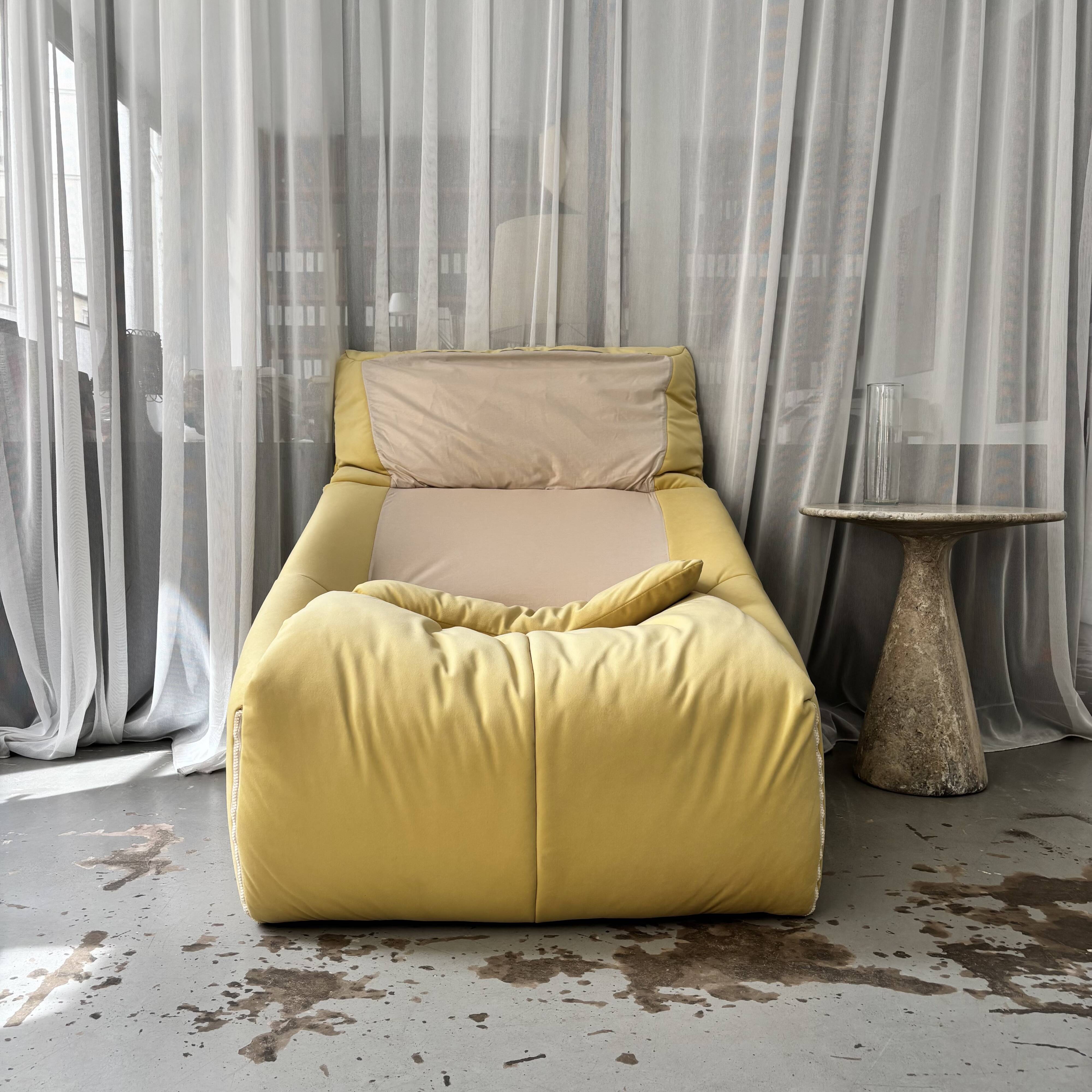 Fauteuil Plumy par Annie Hiéronimus pour Cinna
