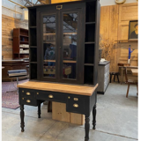 Desk with showcase