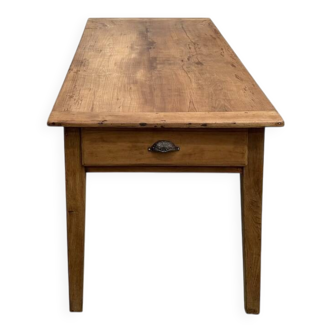 Solid walnut table - Tapered legs