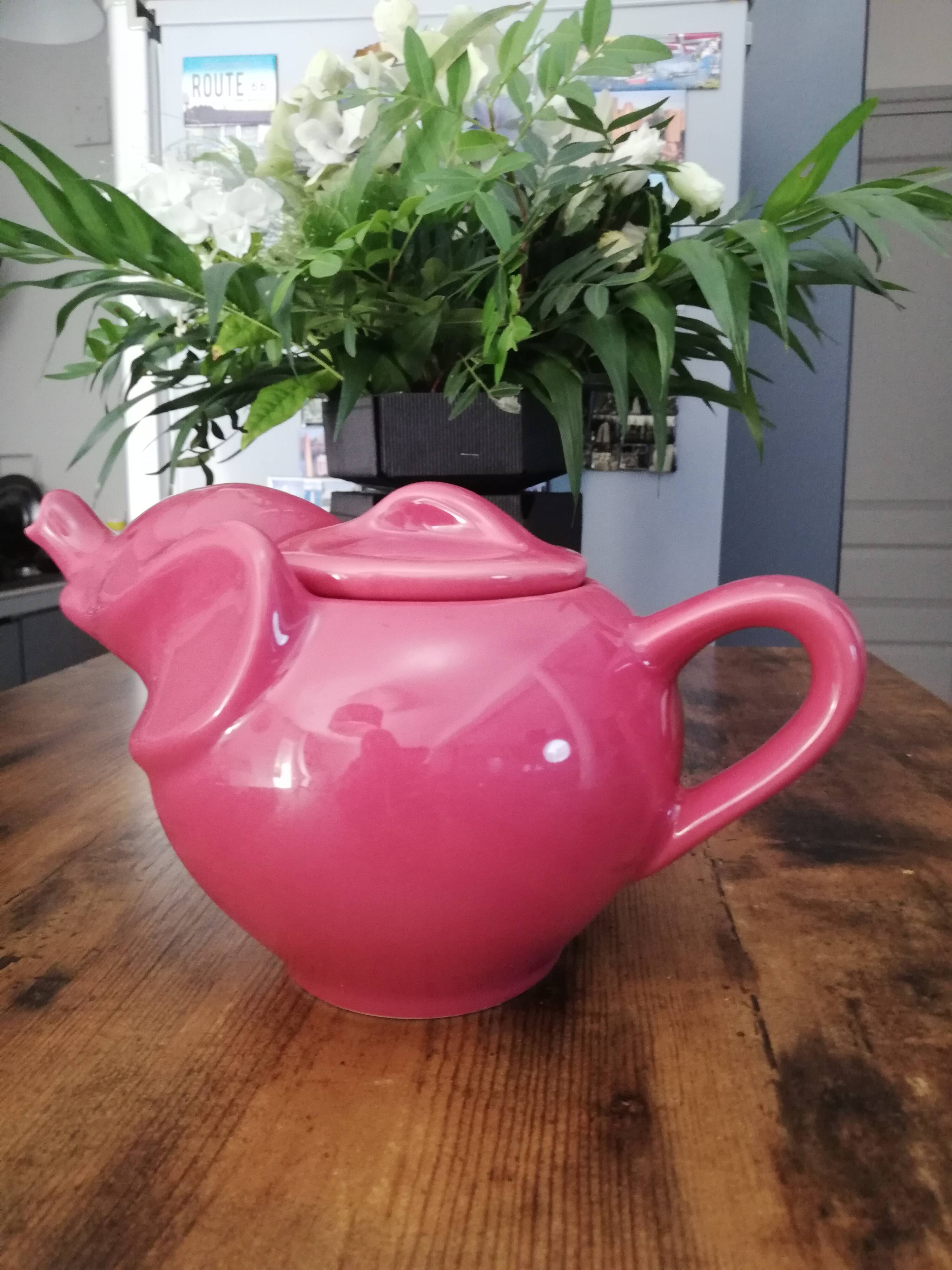 Real teapot elephant
