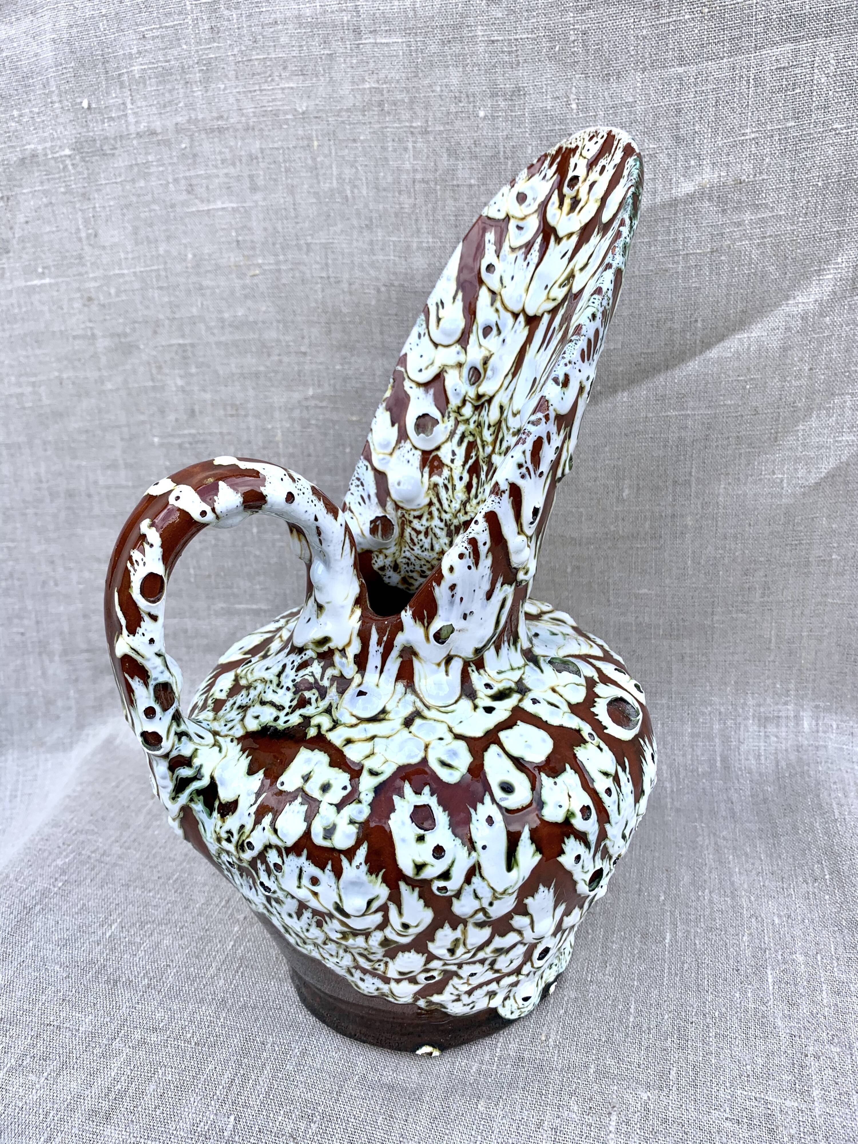 "Vallauris" lava beak pitcher