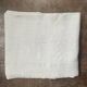 Drap ancien en lin monogramme VI