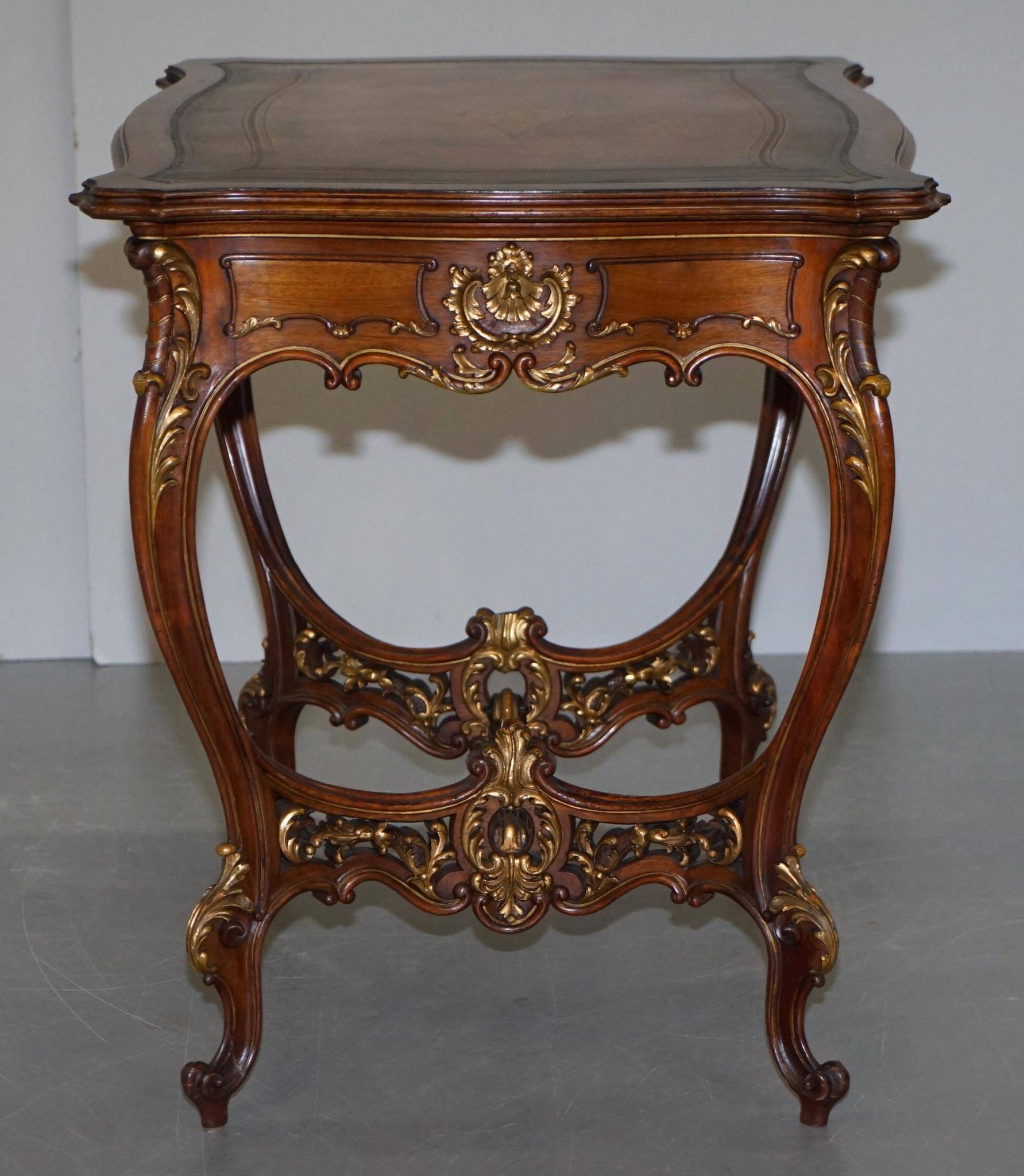 Pine desk with leather and gilding, late Victorian period around 1900.