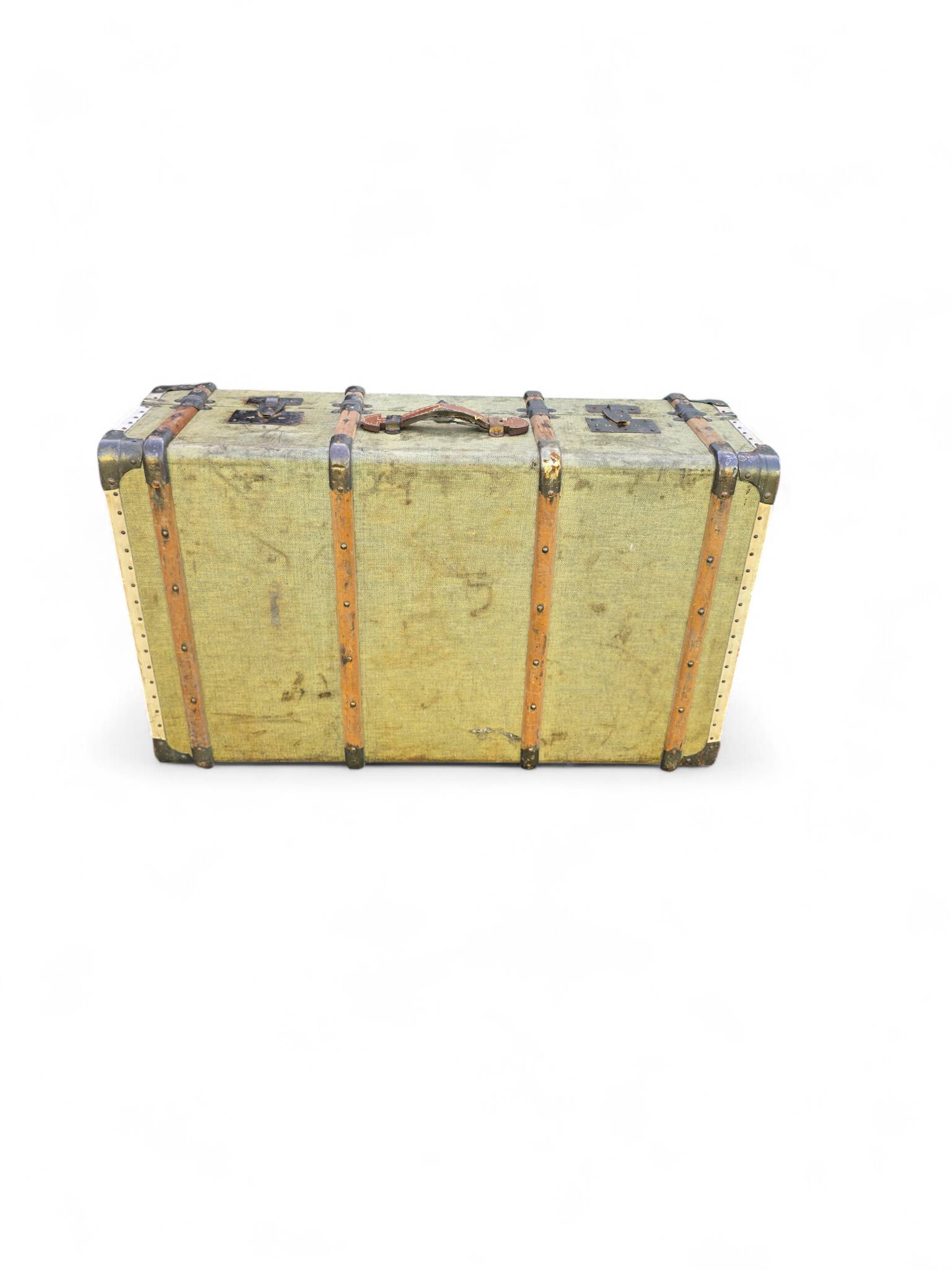 Antique travel trunk 1920