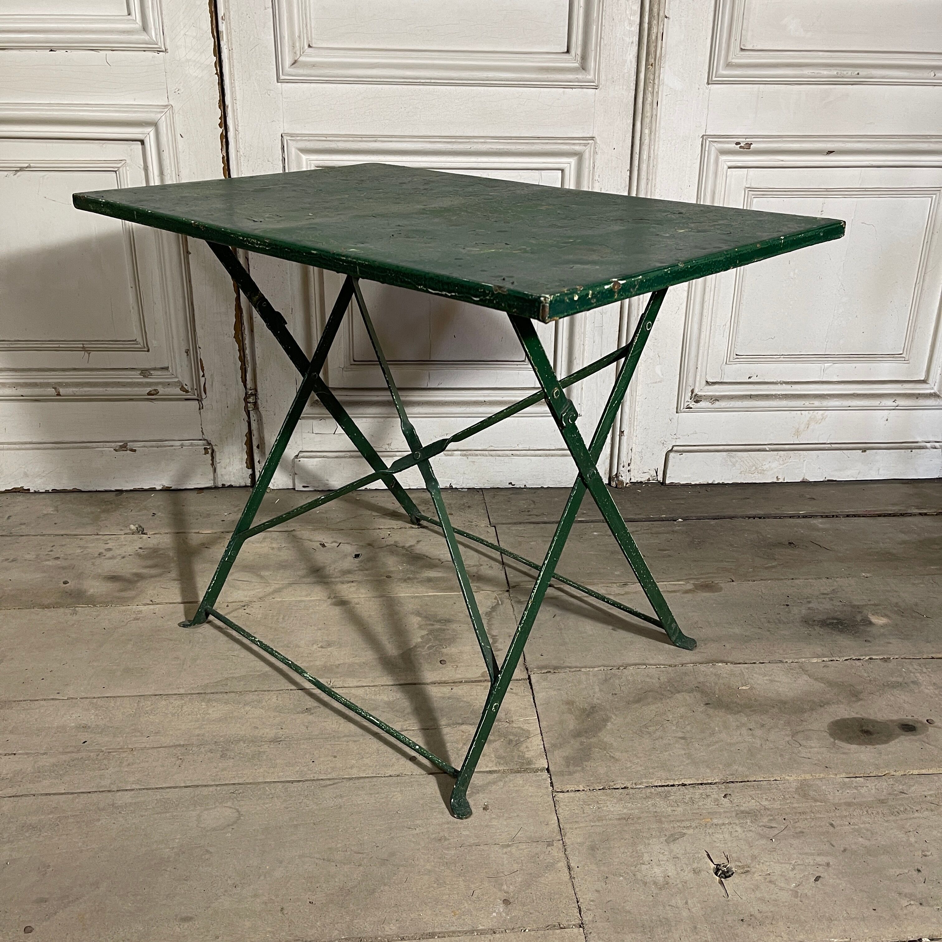 Folding metal garden table