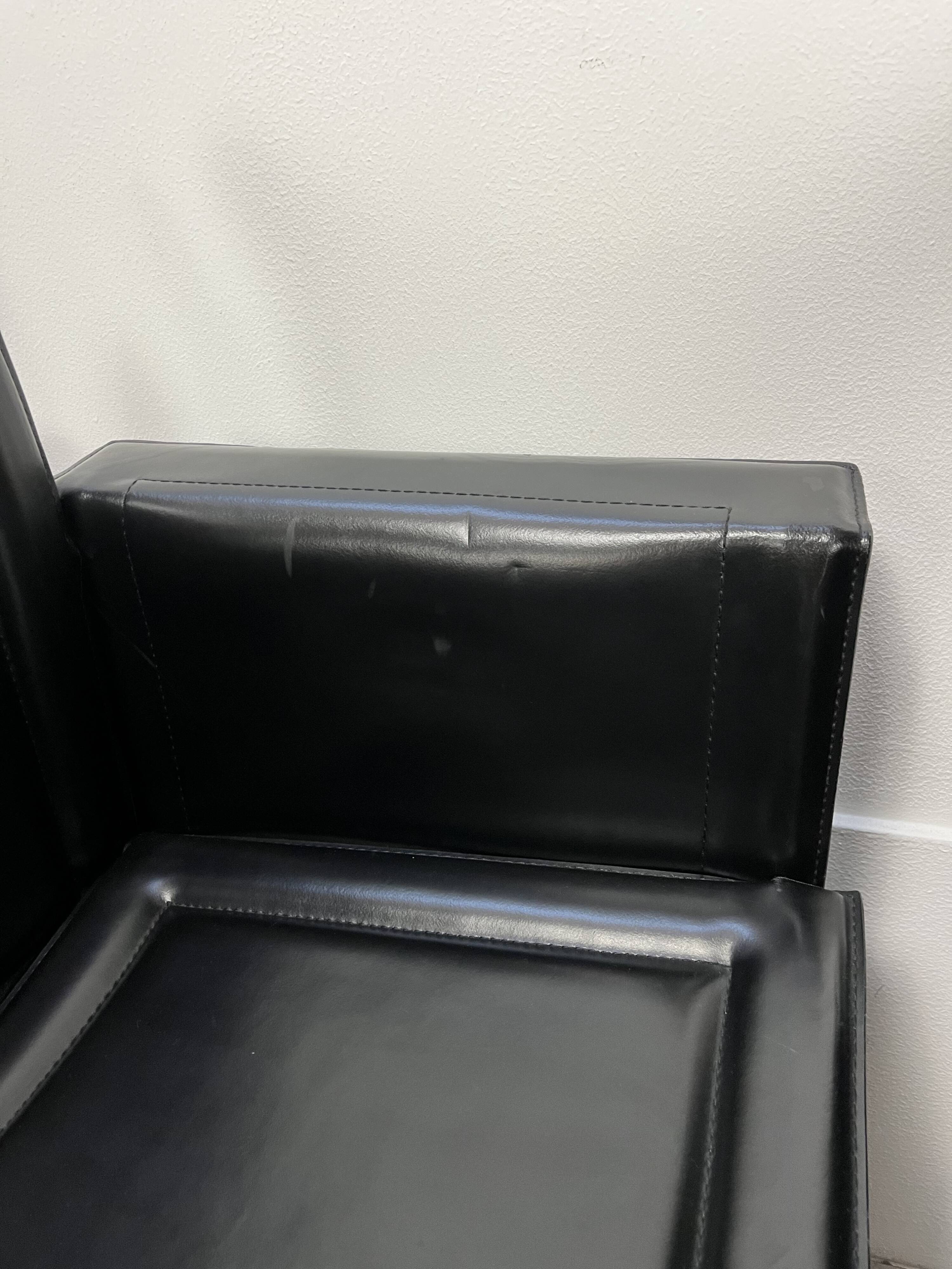 8 style Korium leather chairs in the style of Matteo Grassi