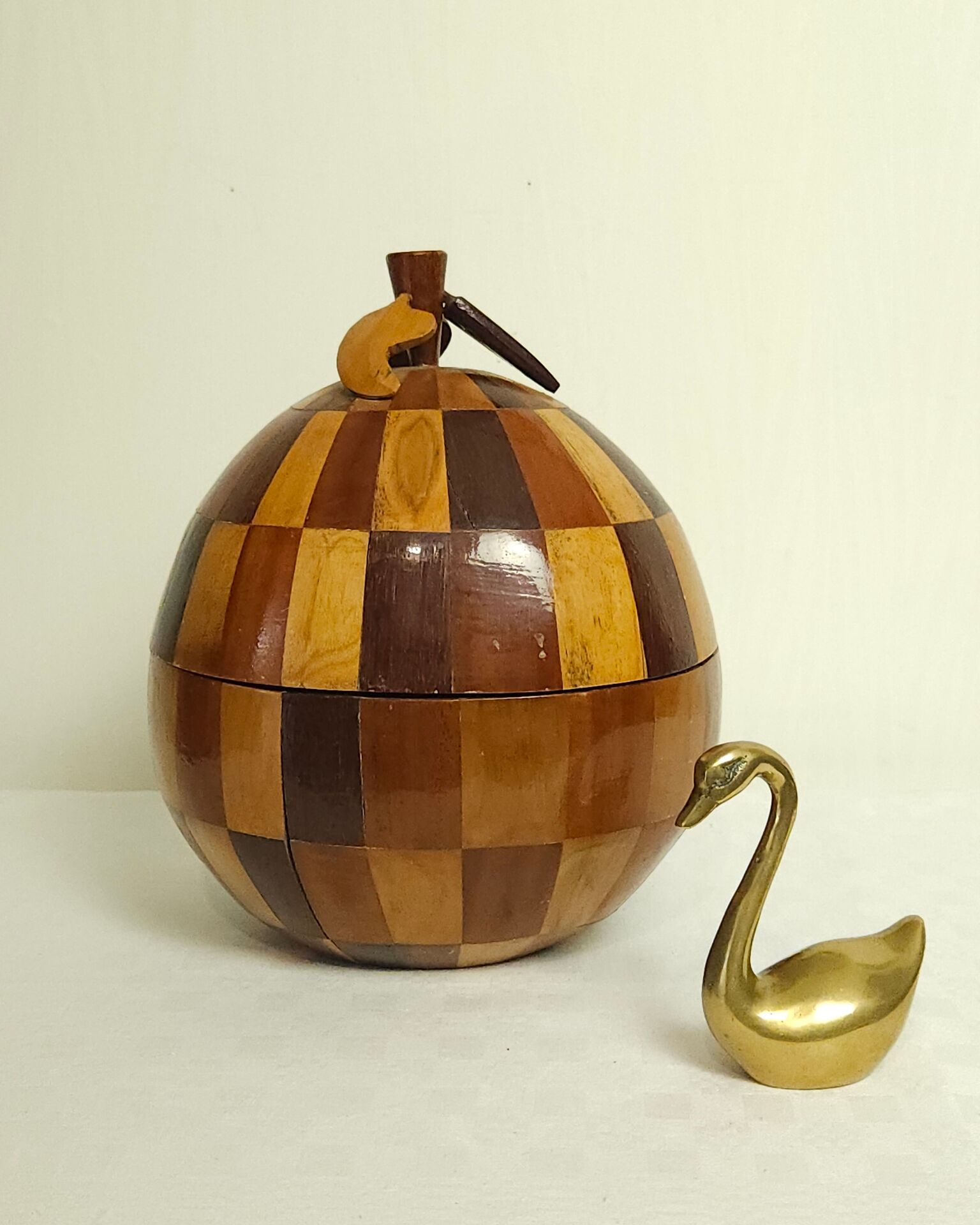 Seau à glaçons noix de coco marqueterie vintage