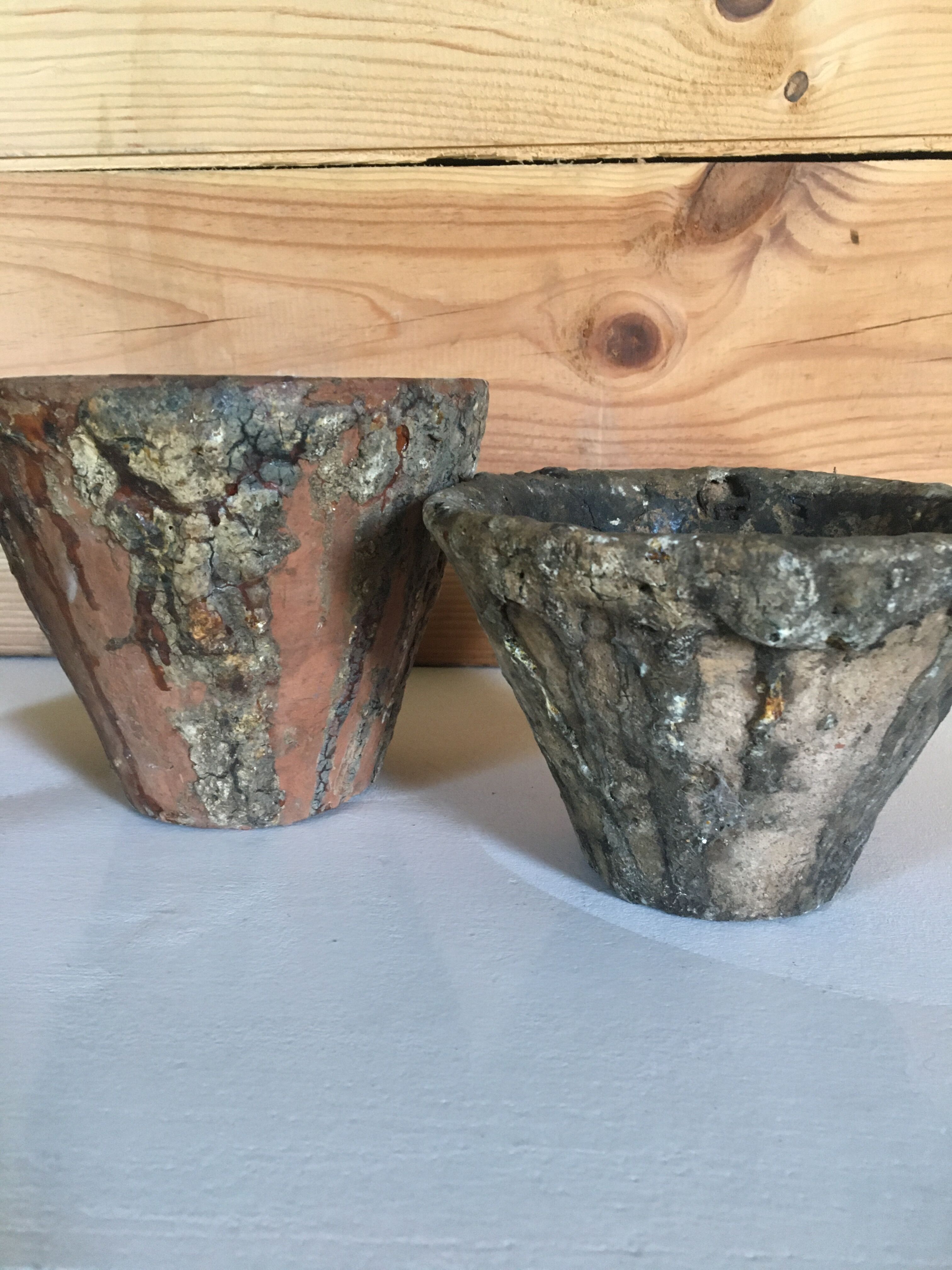 Terracotta resin pot