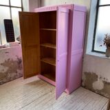Pink knitted cabinet