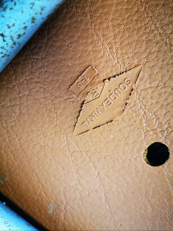 Pair of Soudexvinyl chairs