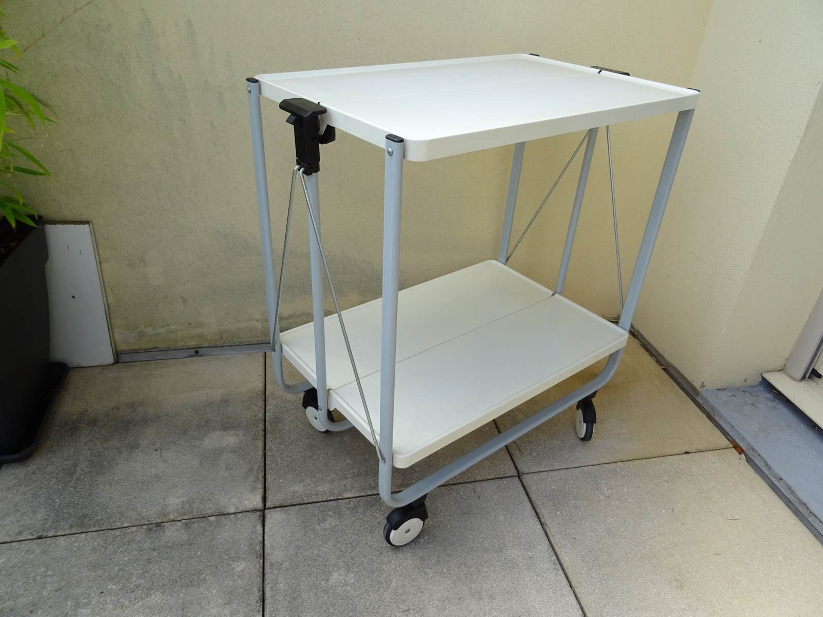 Folding rolling table served Louis Lucien Lepoix FRZ Germany