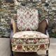 Fauteuil anglais cannage et velours , style Chippendale