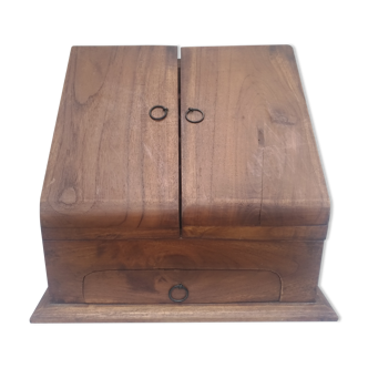 Meuble range courriers