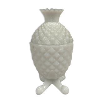 White opaline box, pineapple shape